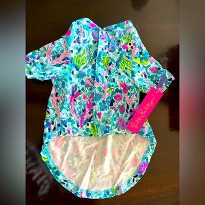 LILLY PULITZER MULTI DIVE BAR DOG PJ SHIRT. SIZE S/M NWT IN PACKAGING.